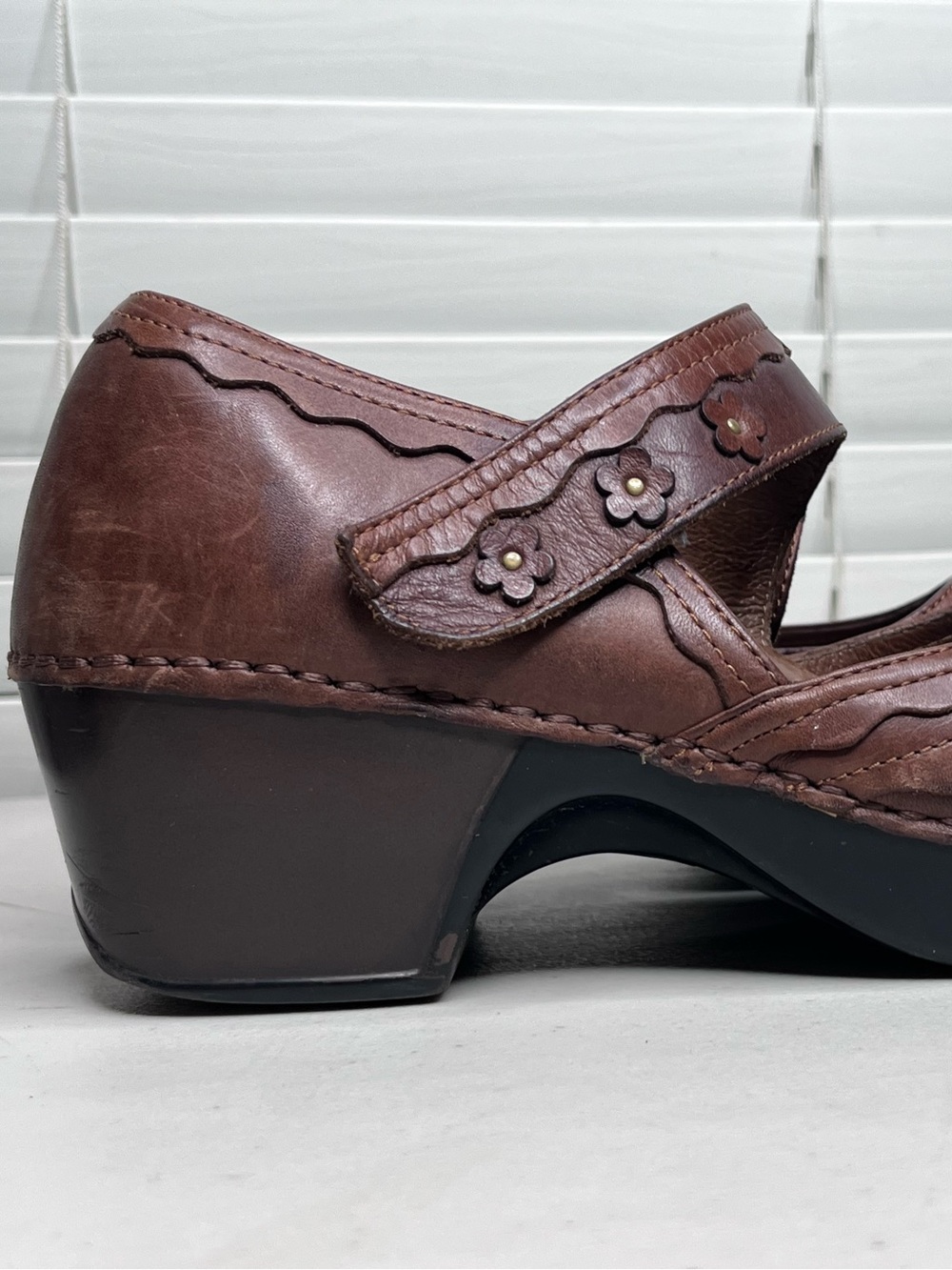 Dansko Harlow Sz 38 Leather Boho Floral Mary Jane Clogs - Picture 9 of 14